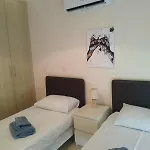 Royal Seaside Stay