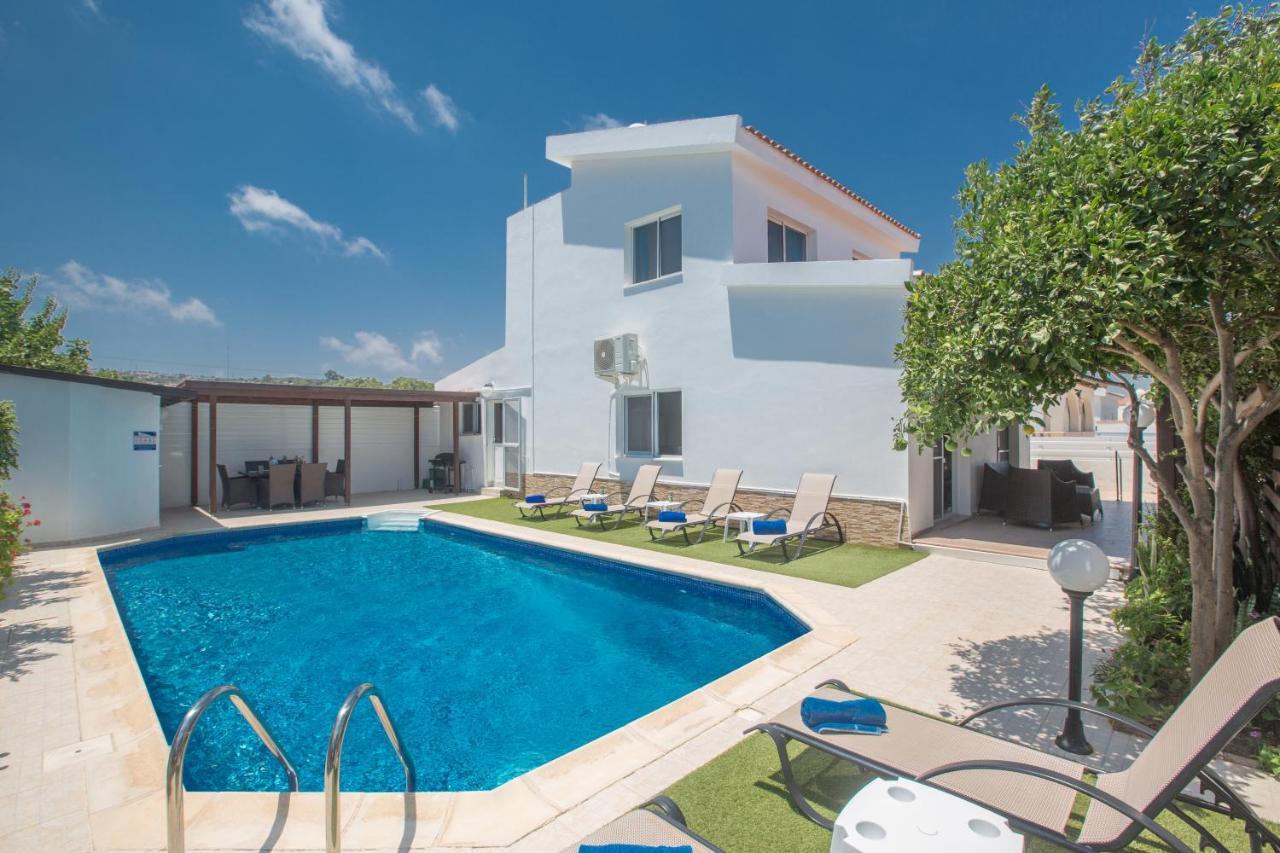 Dionysos Villa *