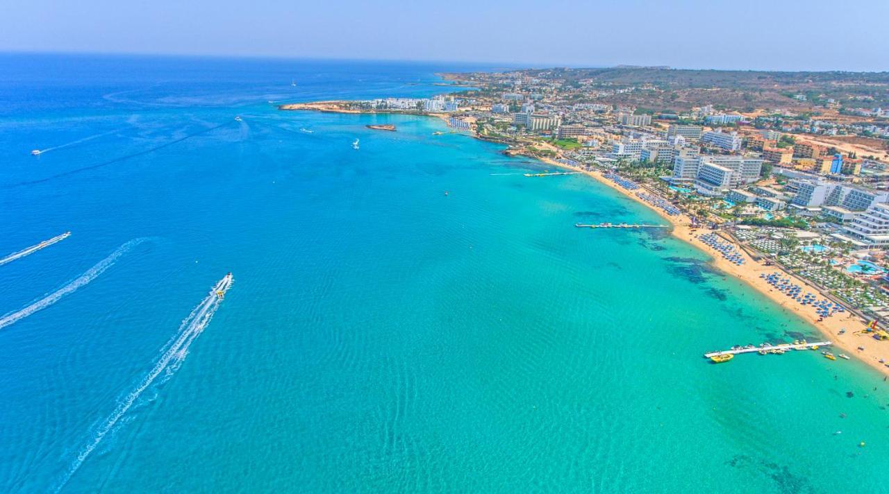 Constantinos The Great