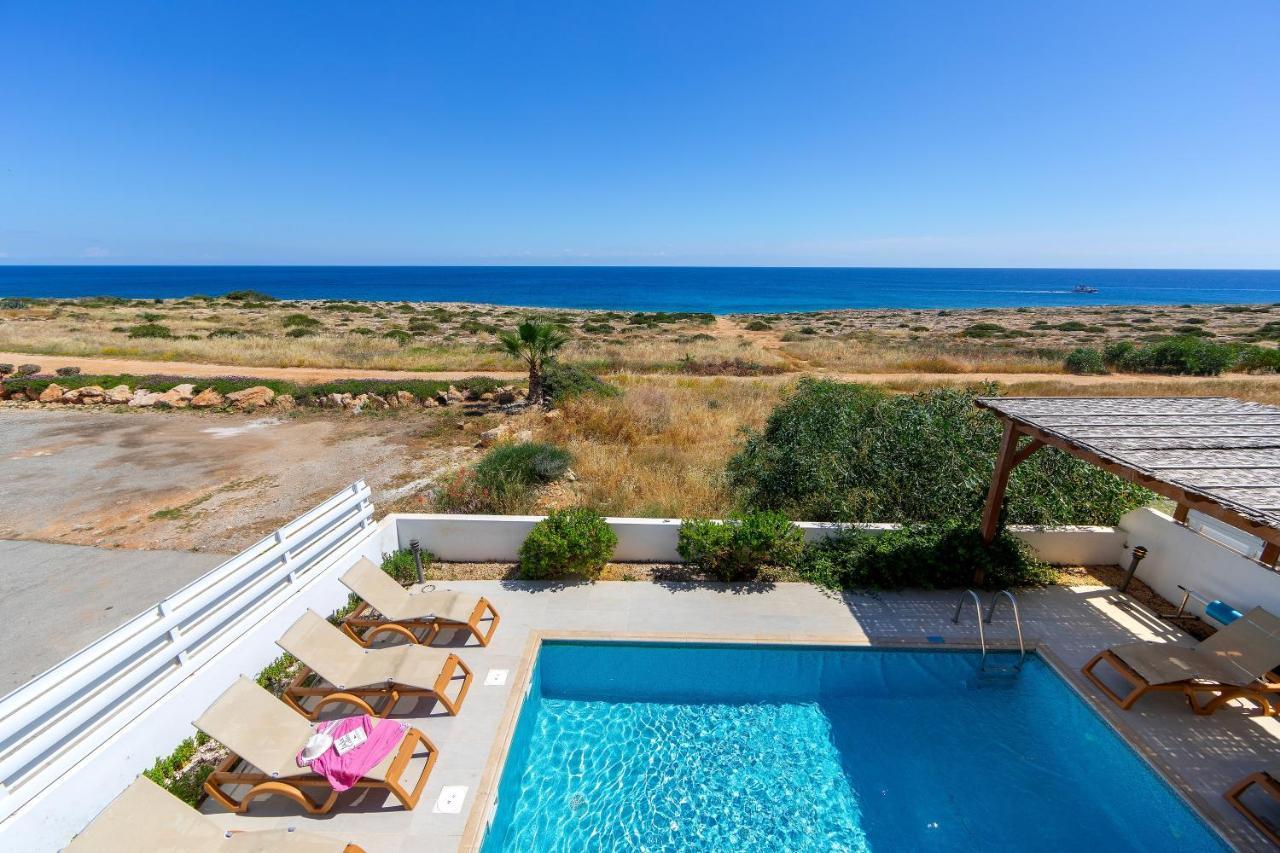 Artisan Seafront 1 Villa