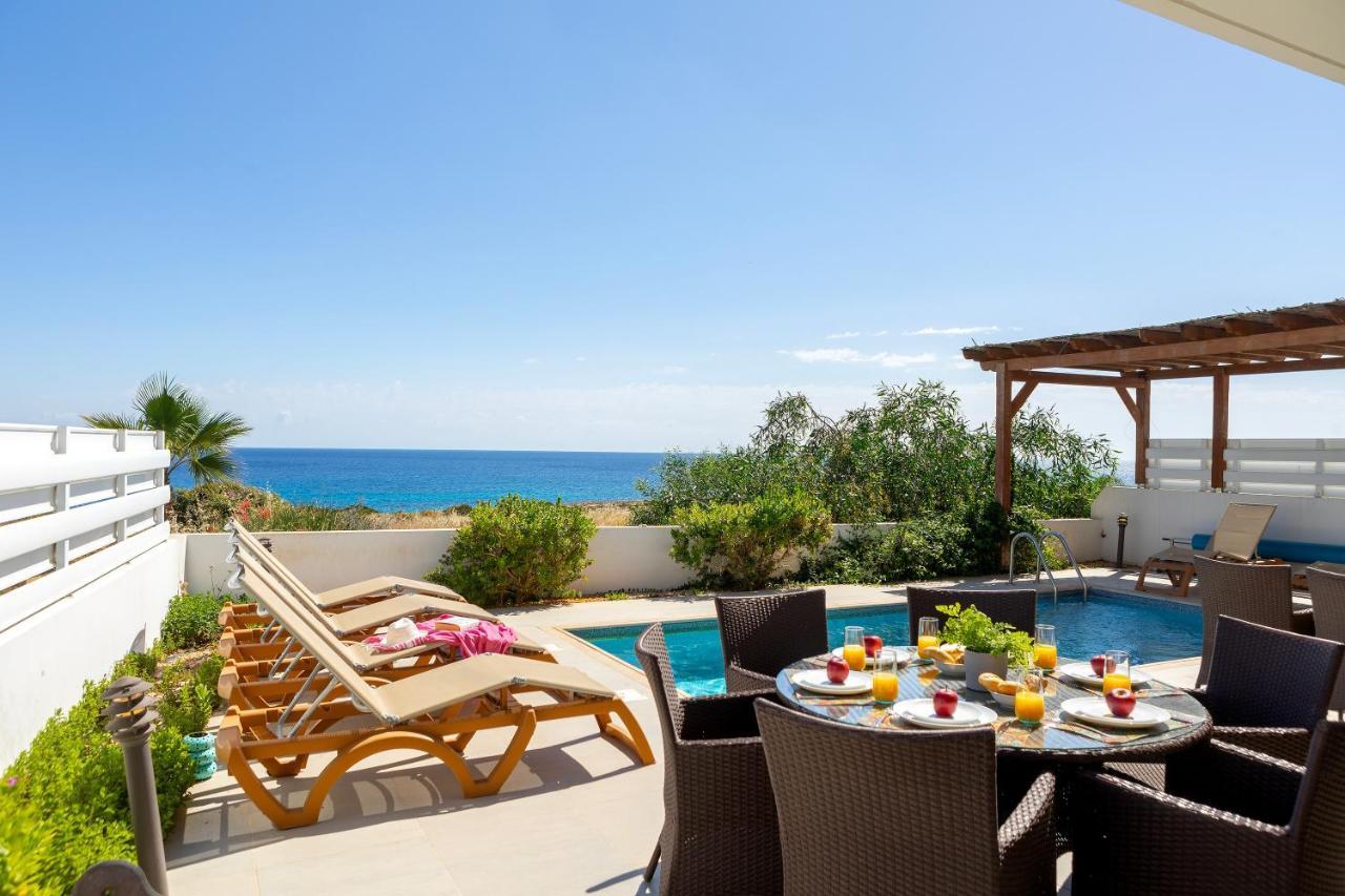 Artisan Seafront 1 Villa *