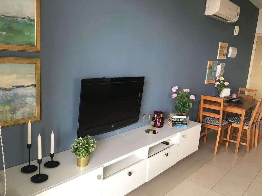Aphrodite Sea View Apartment *