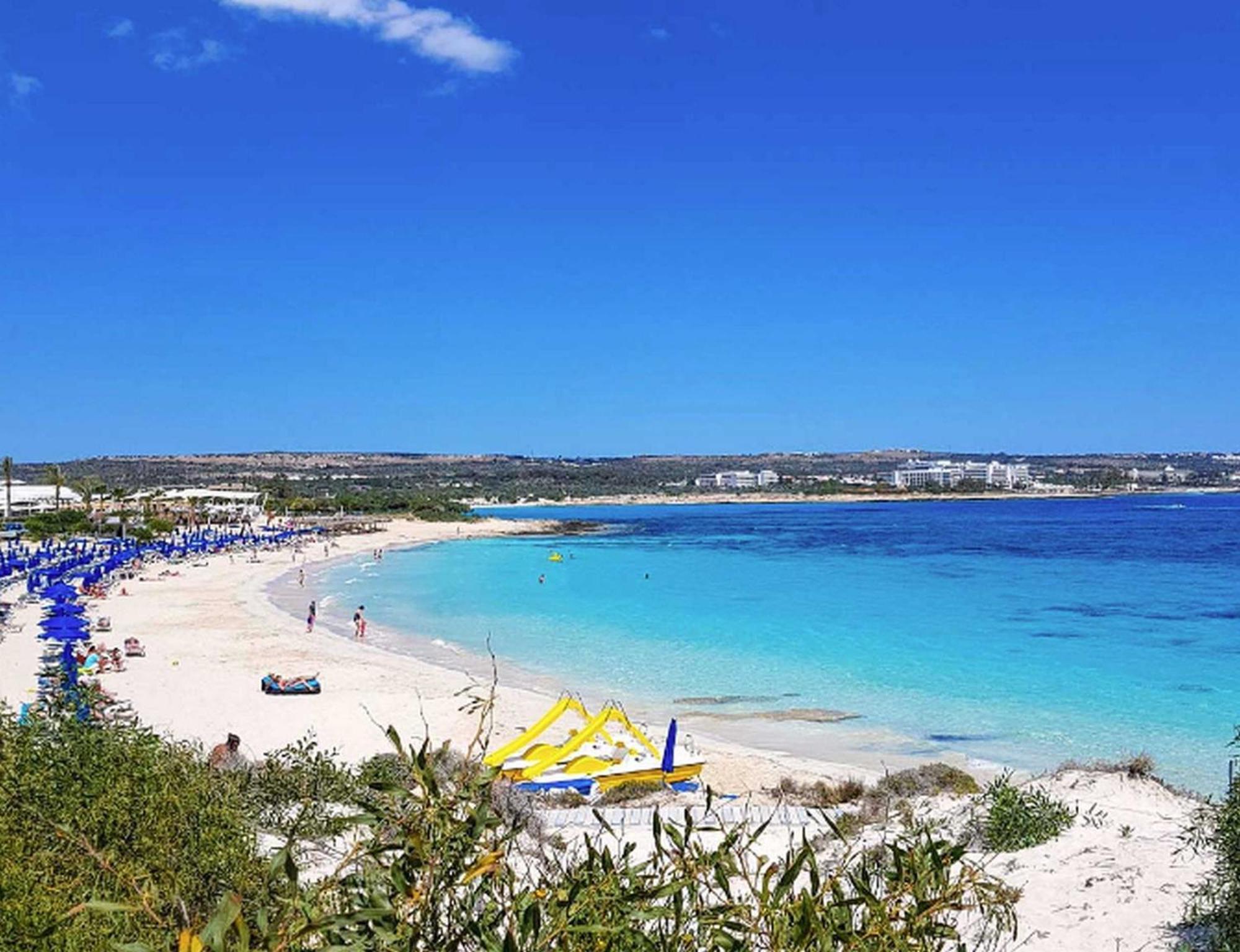 Lak Three-Bedroom Villa With Private Pool Protaras Villa *