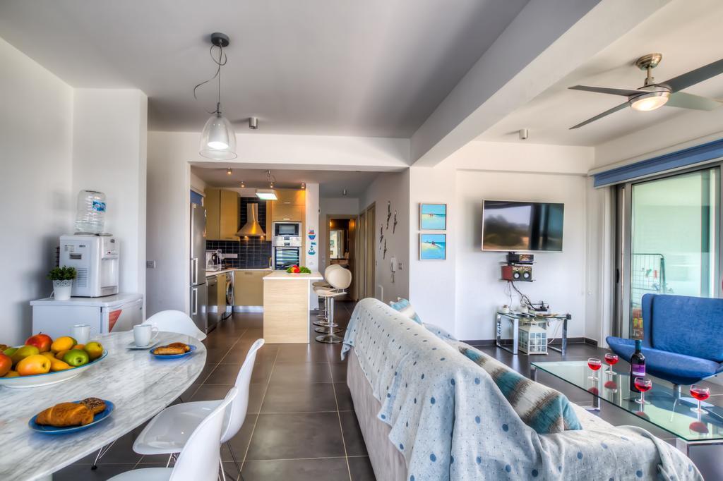 Beachfront Trident
