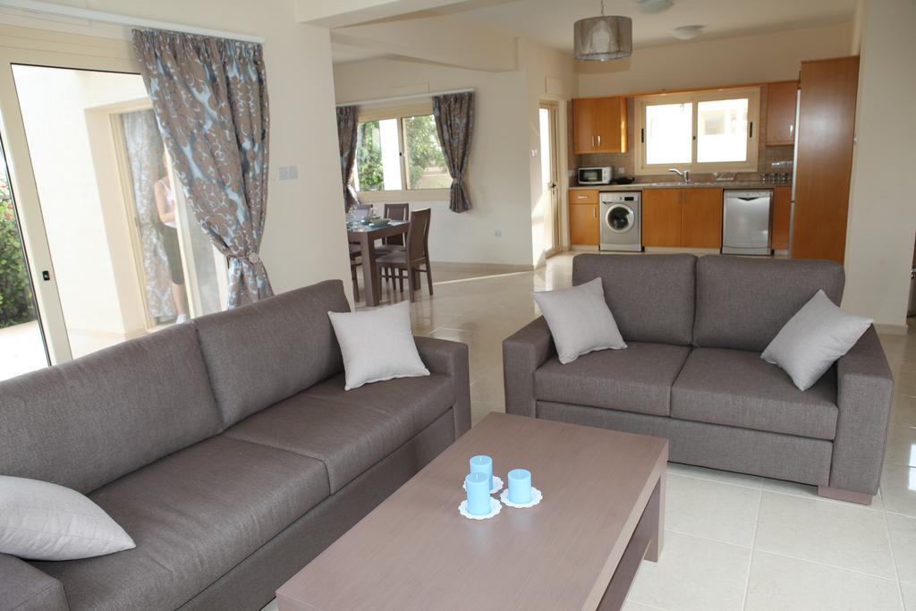 Anthorina 15 * Protaras