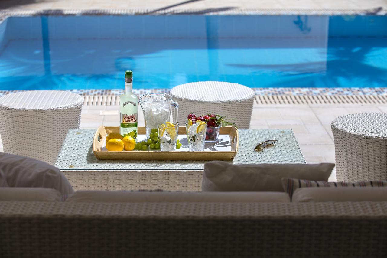 Villa Michelle 10 *