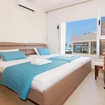 Bay View Apartment