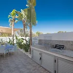 Kalamies Family Villa