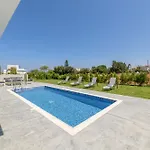 By The Beach - White Coral Villa