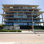 Luxury 4-Bed With Sea-Views