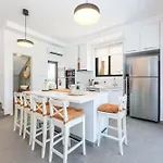 By The Beach - Sea Pearl Villa