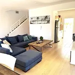 Wealthystays Niceday Hill Villa, 10M Walk To Beach