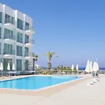 Amber - Coralli Beachfront Apartment