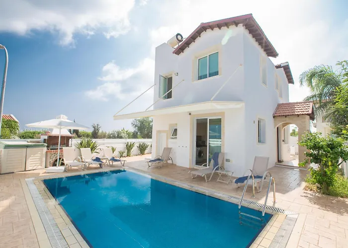 3 Schlafzimmer Villa Mit Privatem Pool