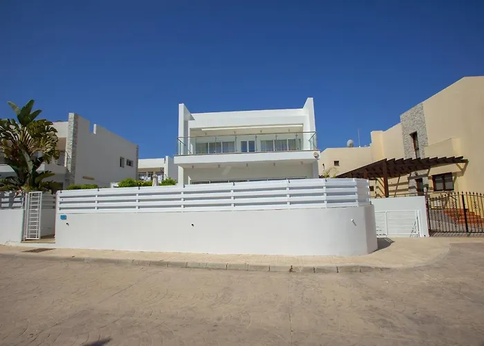Central Protaras Seaview Villa Zinnia