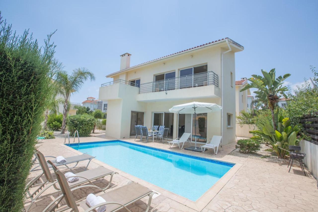 Delfini Villa *