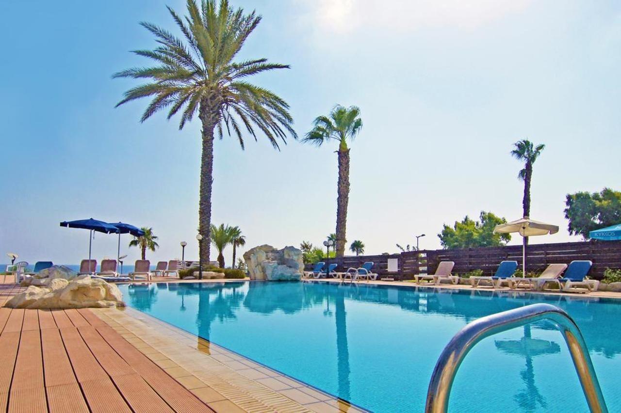 Bay View Apartment *