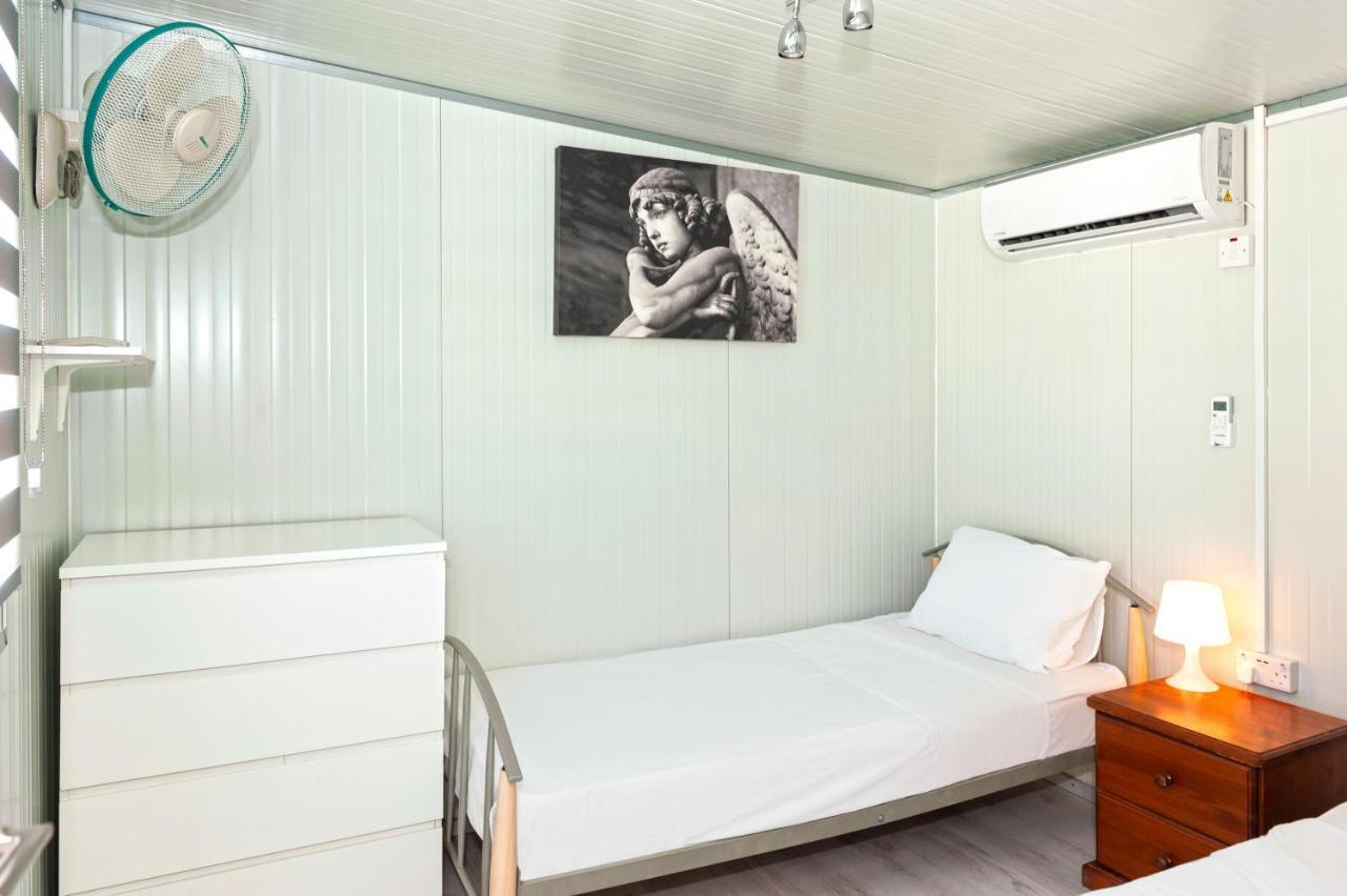 The Harbour Private Cabins And Hostel Protaras