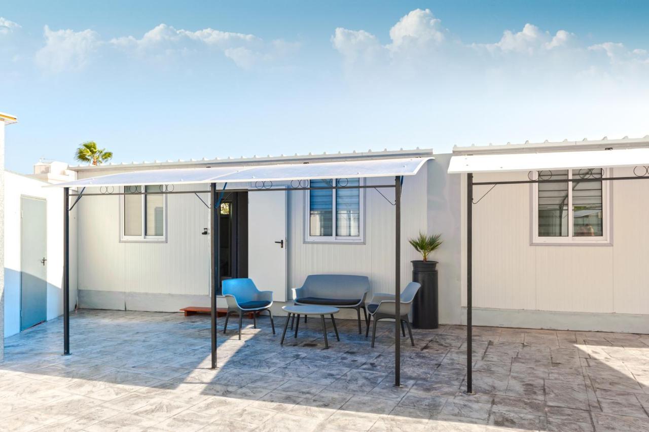 The Harbour Private Cabins And *