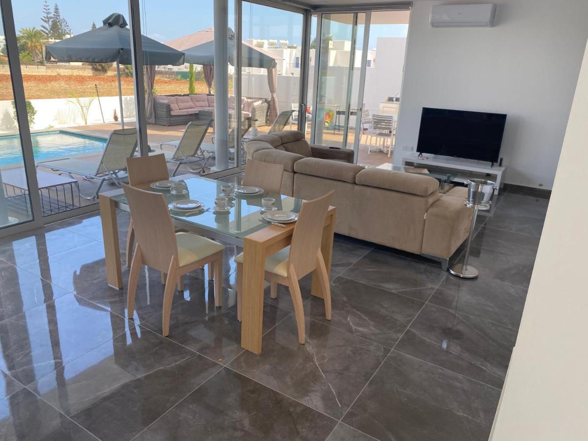 Villa Rent Blue Pearl Protaras
