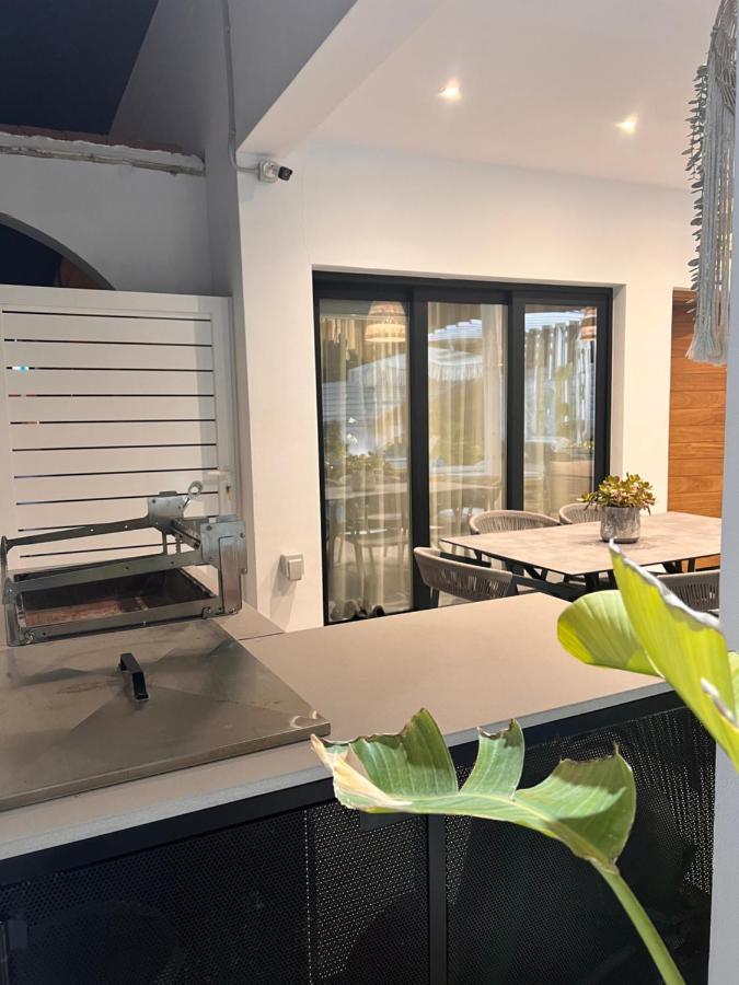 Chrystal Blue Suites 2 Bedroom With Private Pool Vasiliki Villa