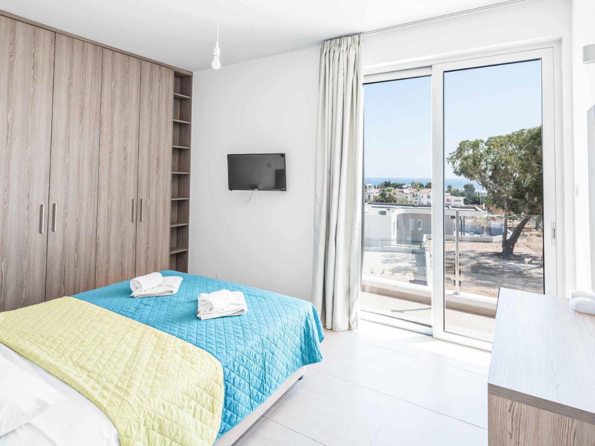 Villa Gelos *