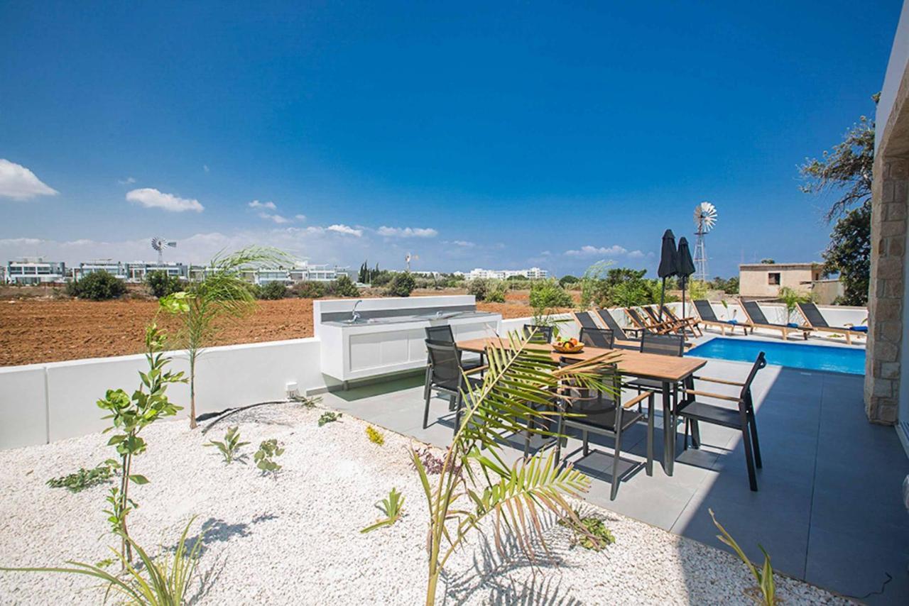 Villa Vie Blue 2