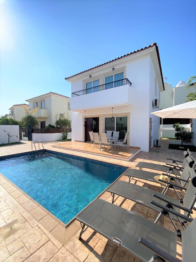Villa Orestiada Ekaterina 3 Bdrm Protaras
