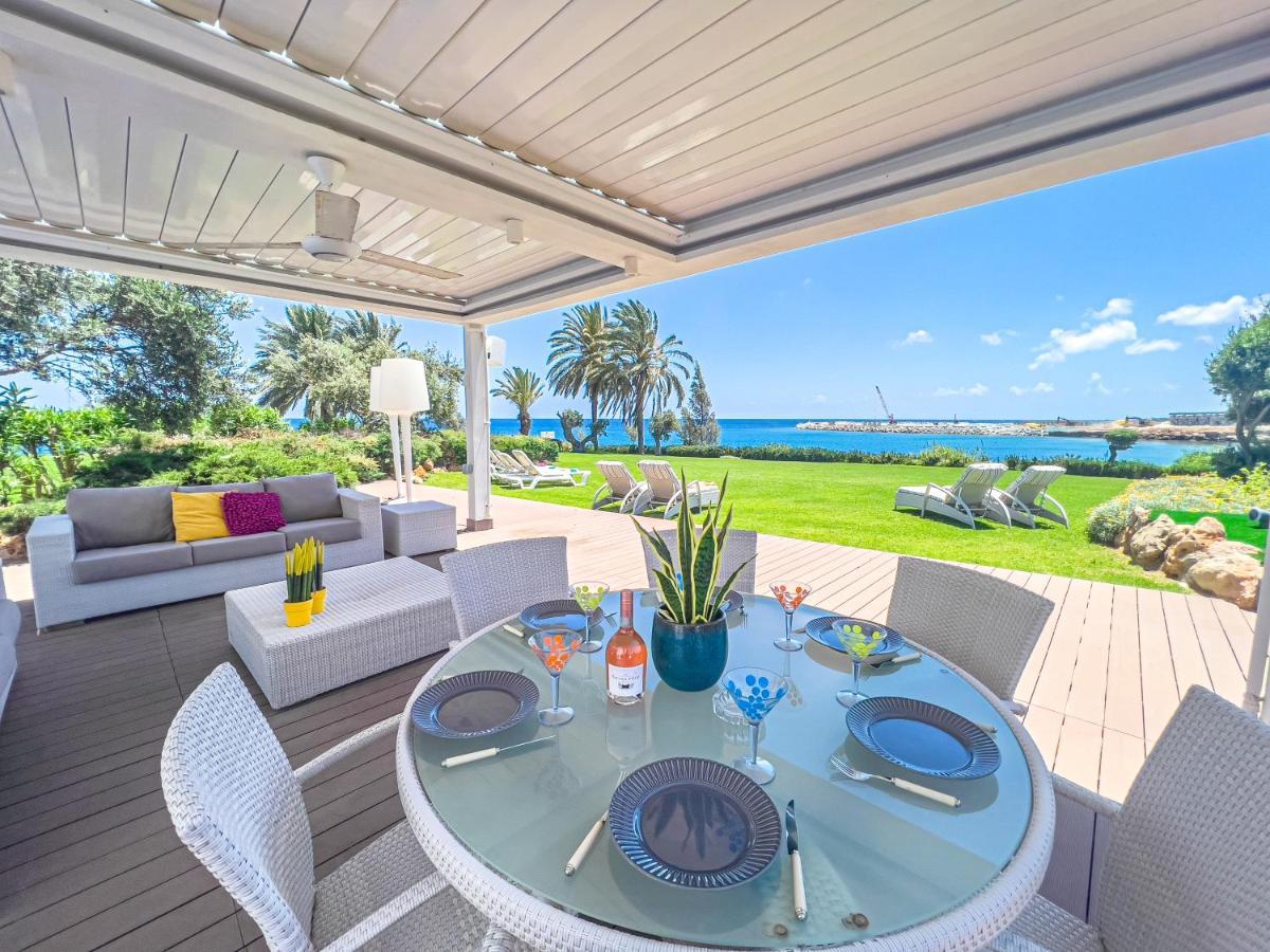 Villa Erato Seafront Luxury