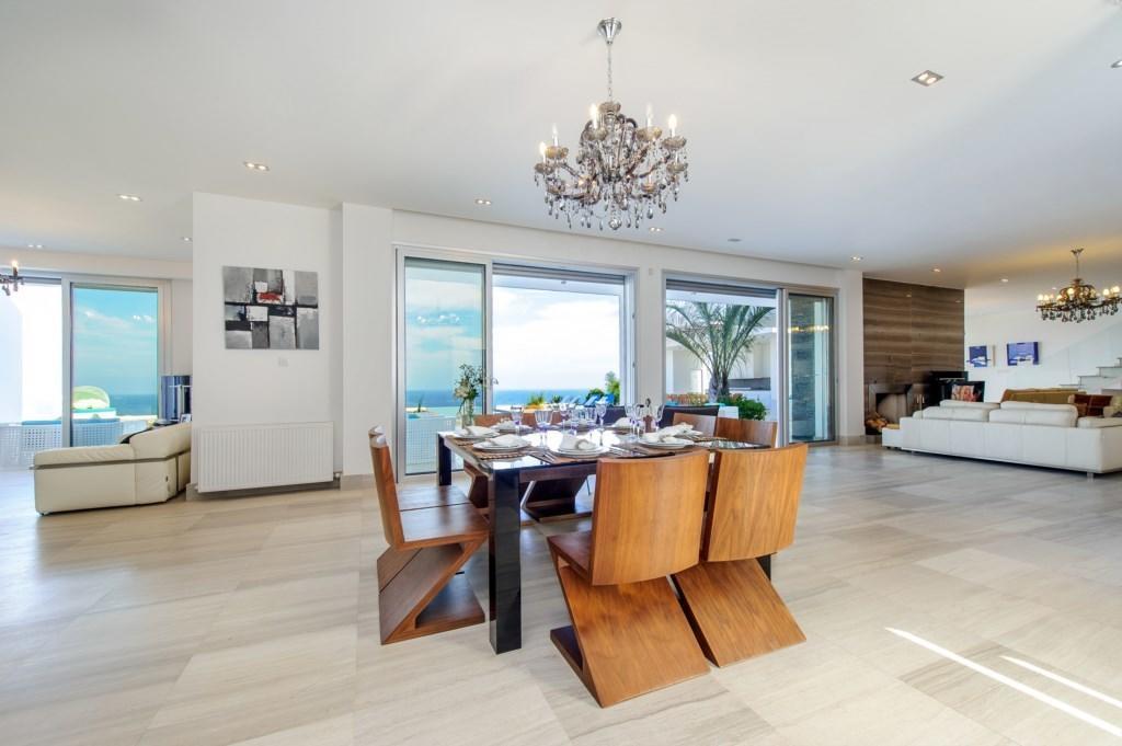 Bay View Villa *