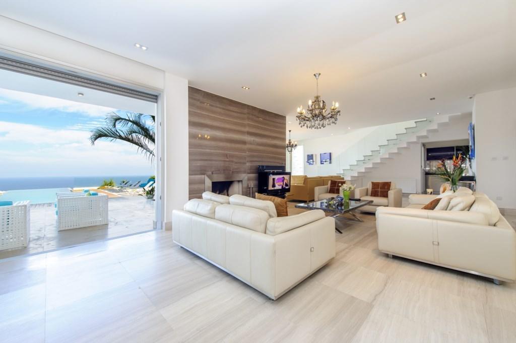 Villa Bay View
