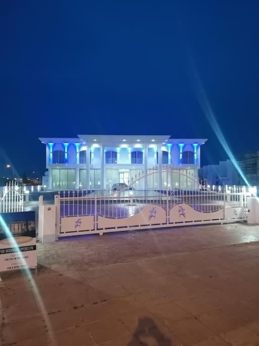 Villa Maxor Palace *