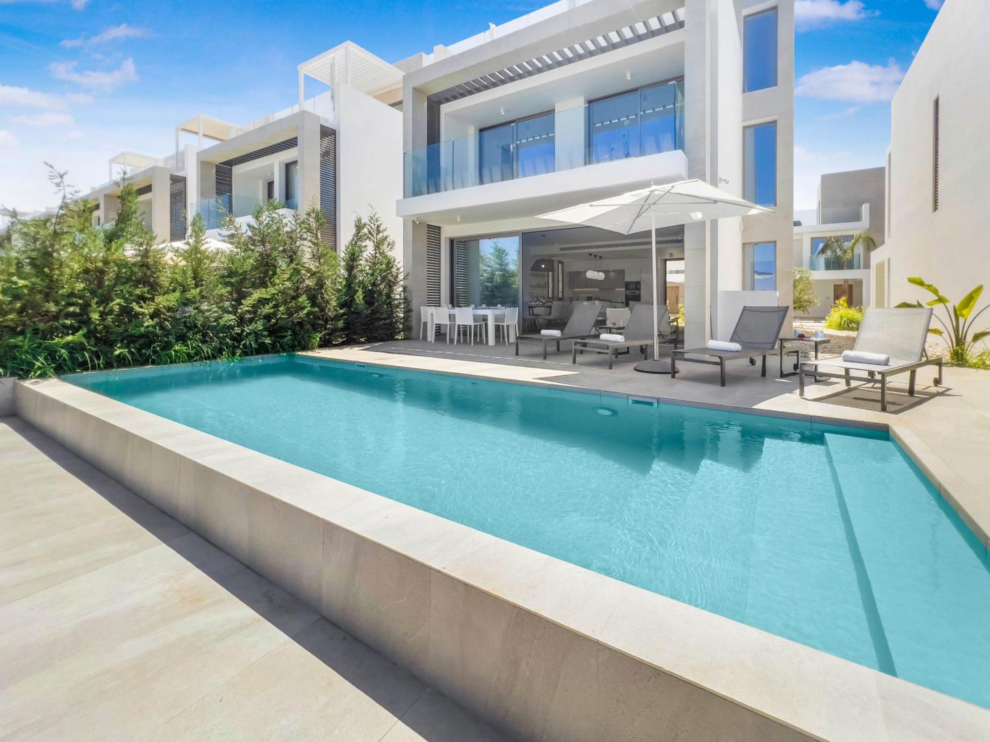 Azure Seaview - Diamond Villa Protaras