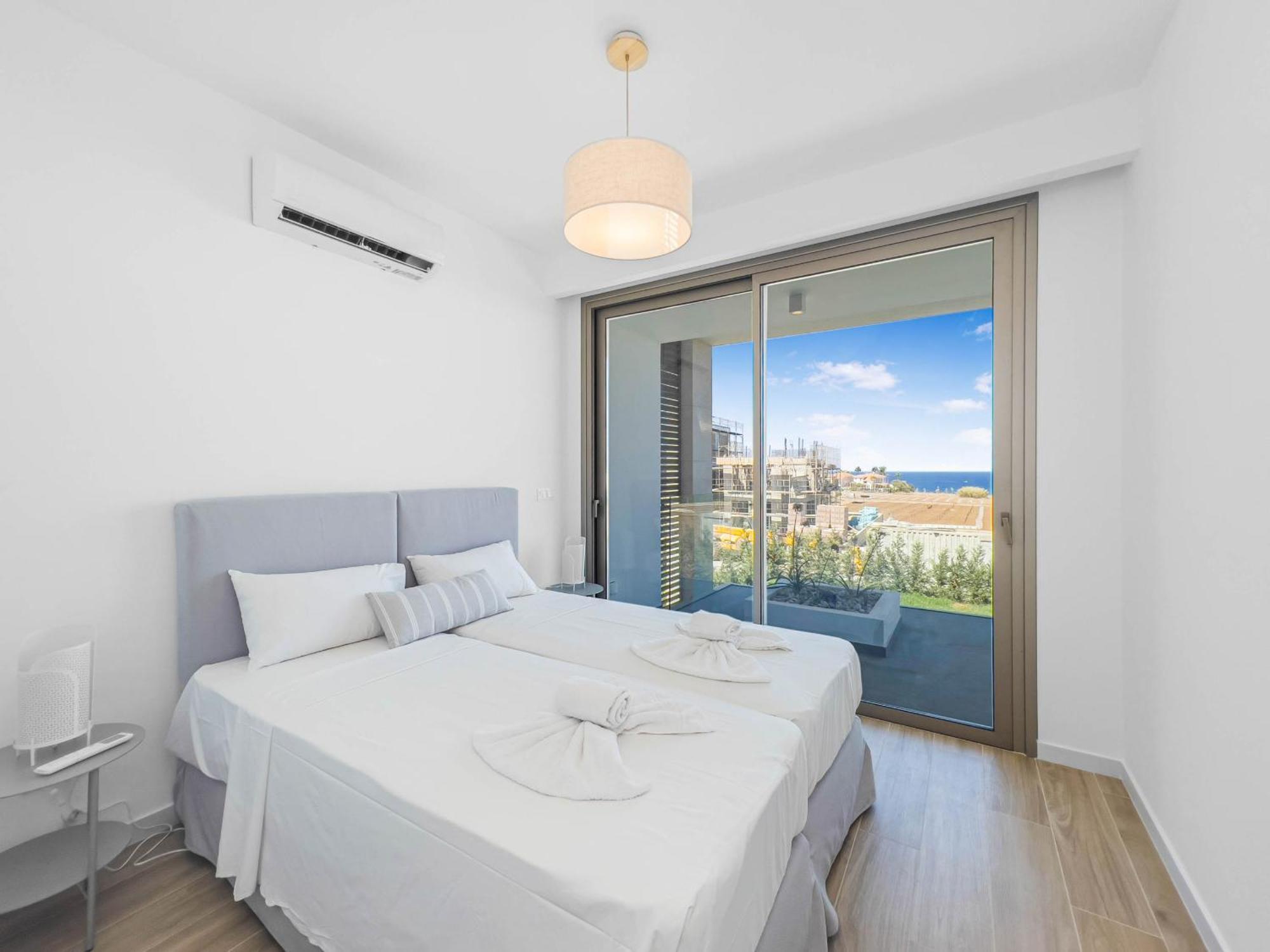 Azure Seaview - Diamond *