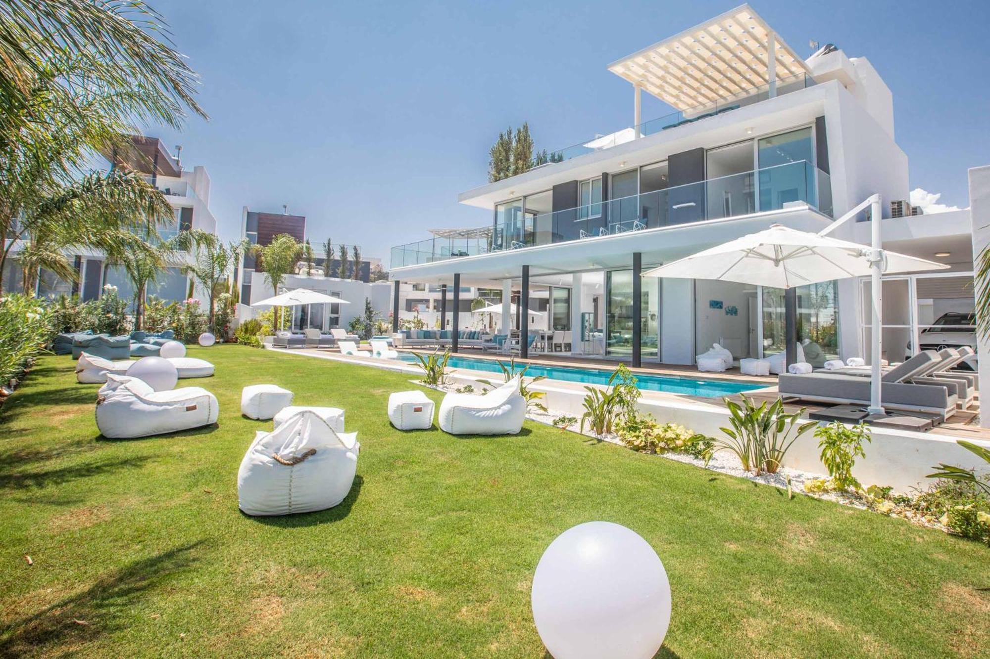 Villa Olivine Pearl 3 Protaras