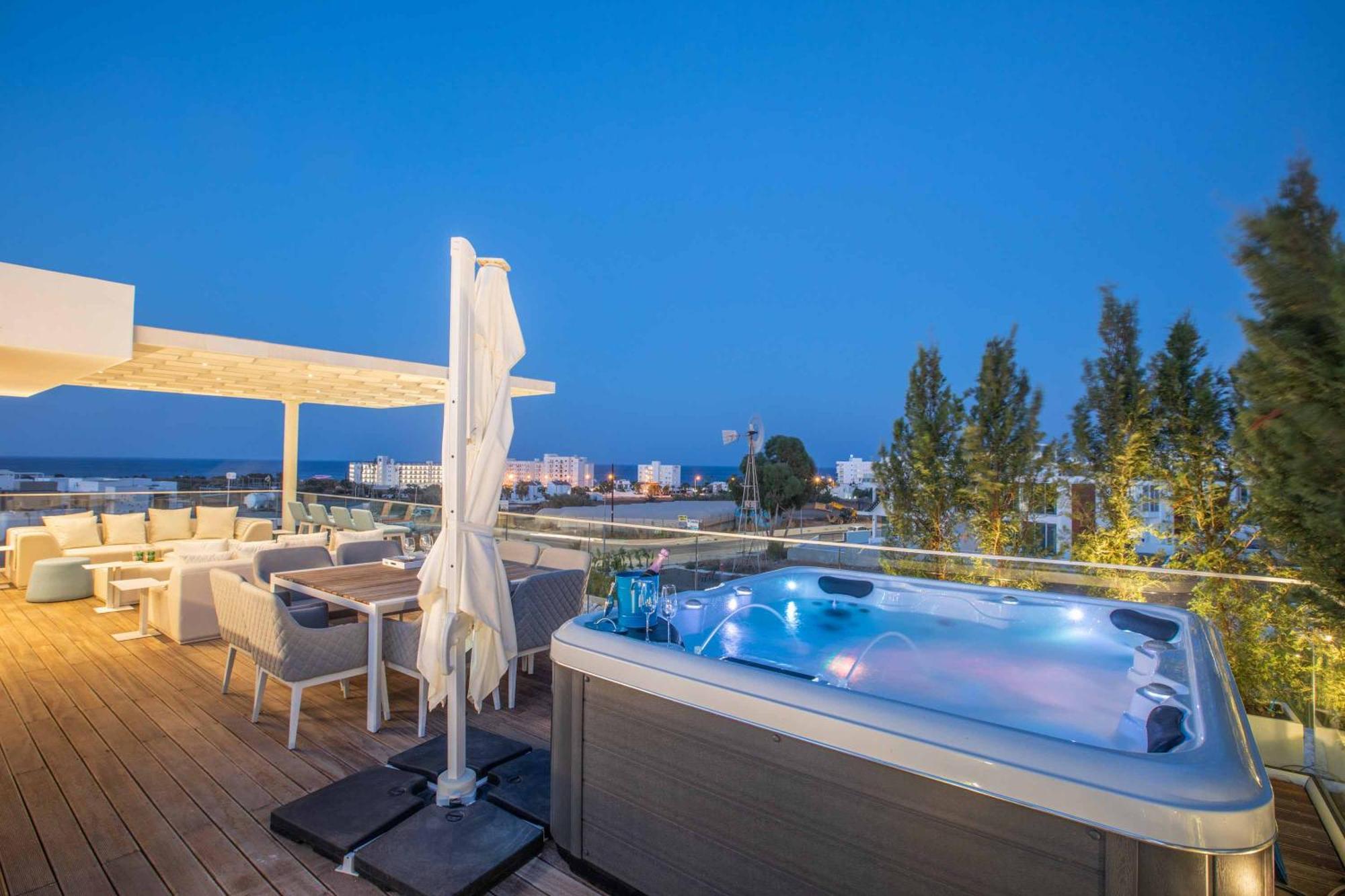 Olivine Pearl 3 Protaras