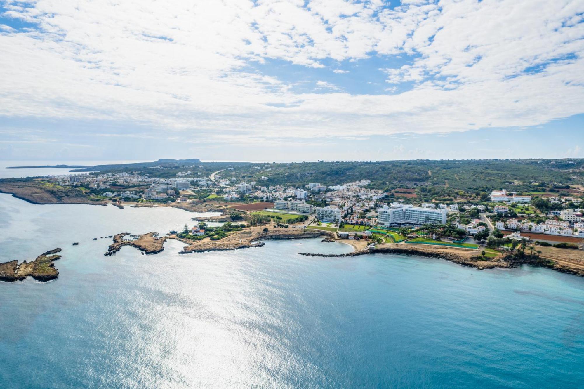 Beachfront Thalassa Apartment