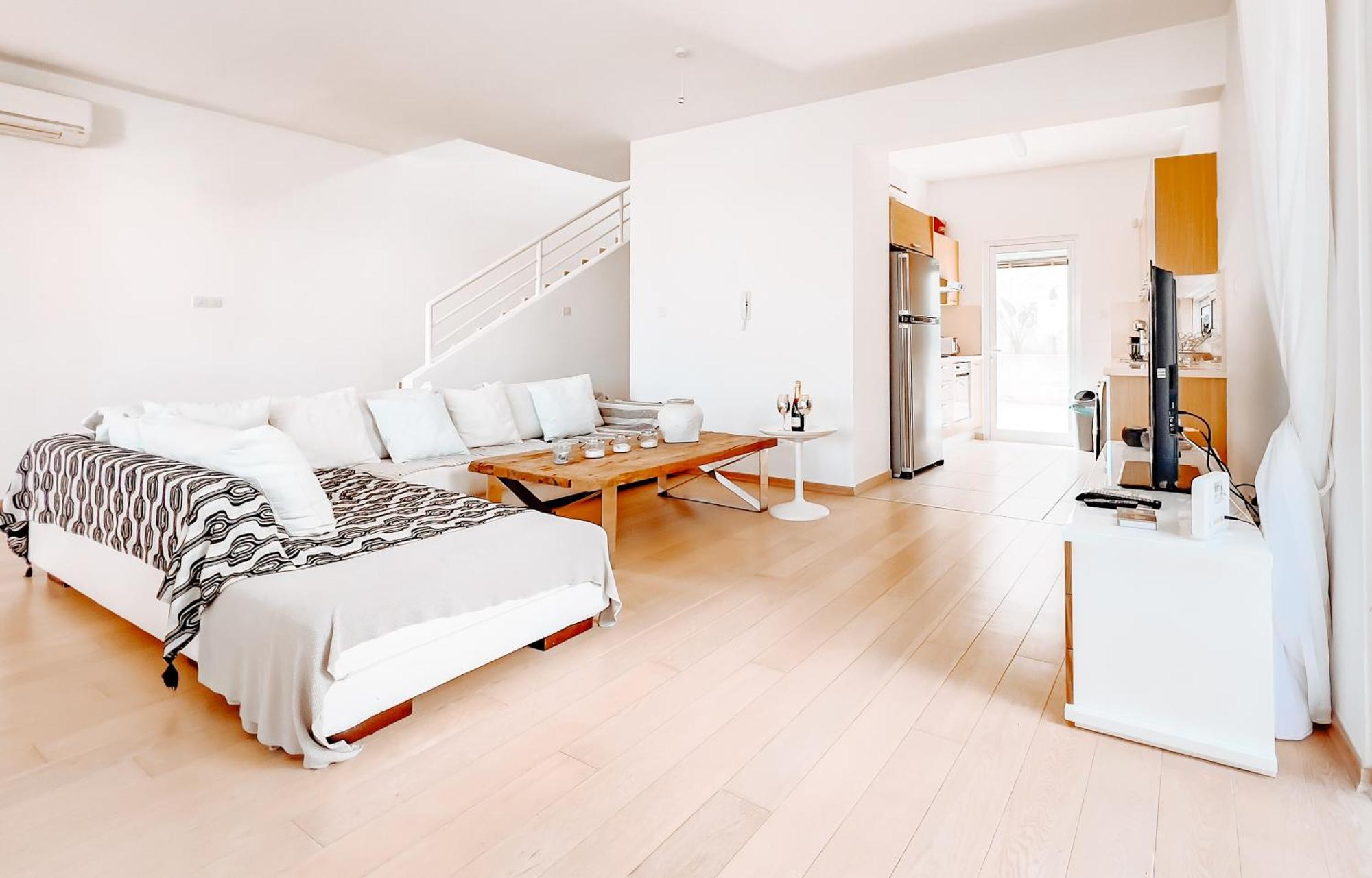 Villa Wealthystays Niceday Hill Villa, 10M Walk To Beach Protaras