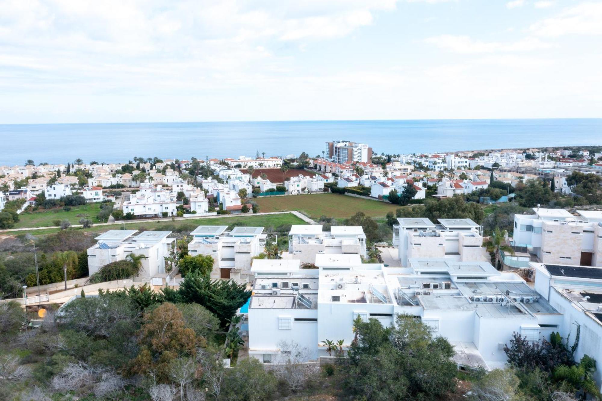 Wealthystays Niceday Hill Villa, 10M Walk To Beach Villa Protaras