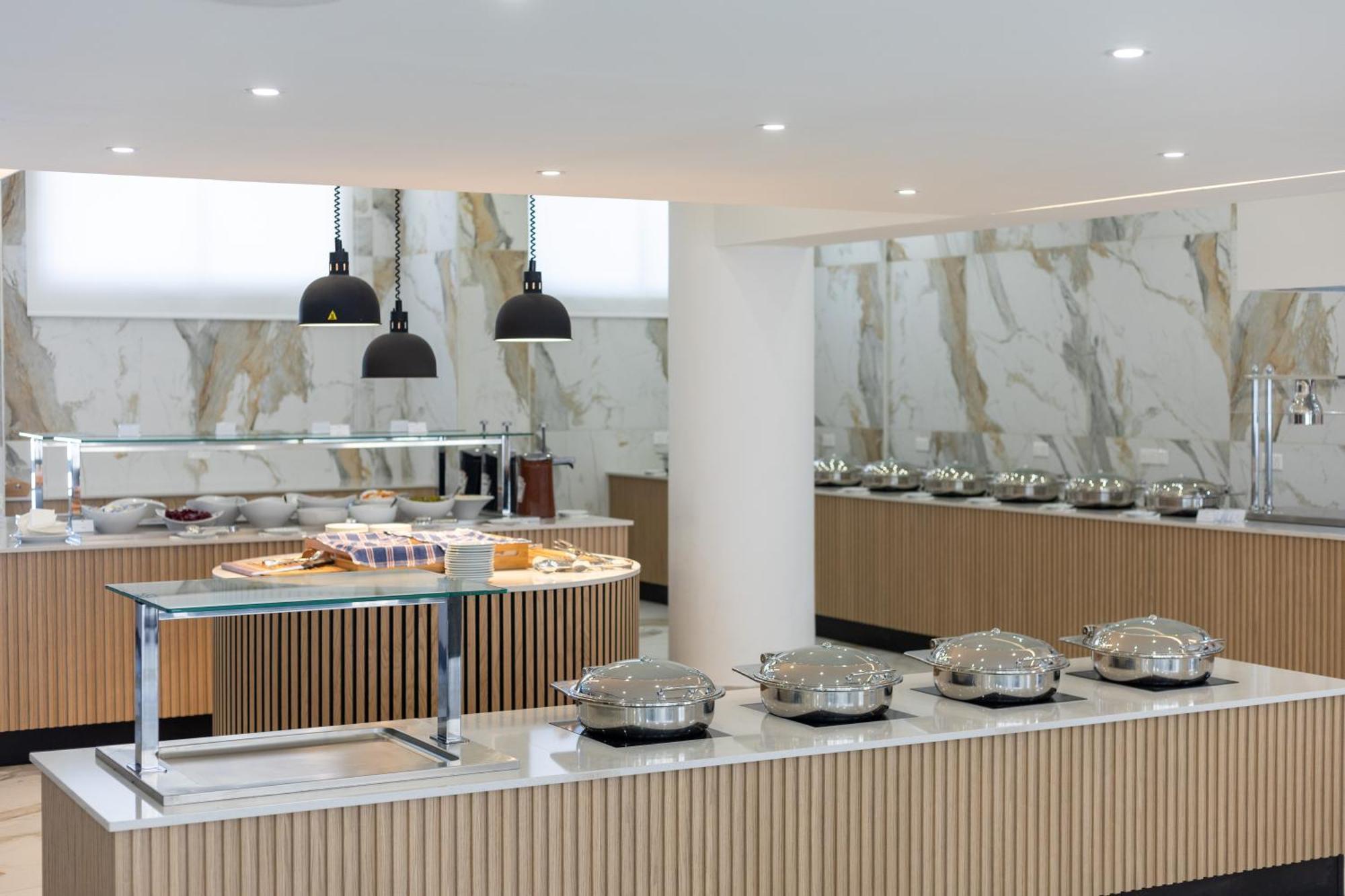 Papouis Hotel 3*