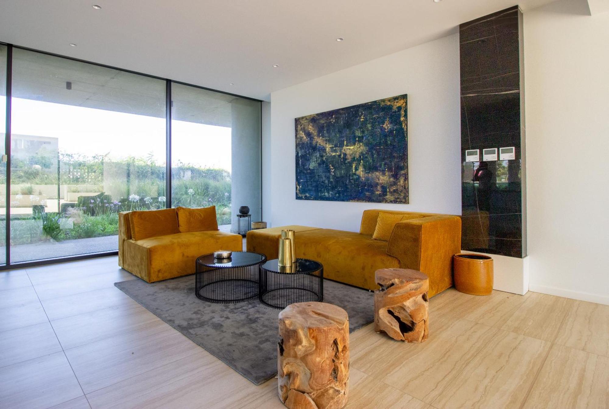 Luxury 4-bed With Sea-views Protaras