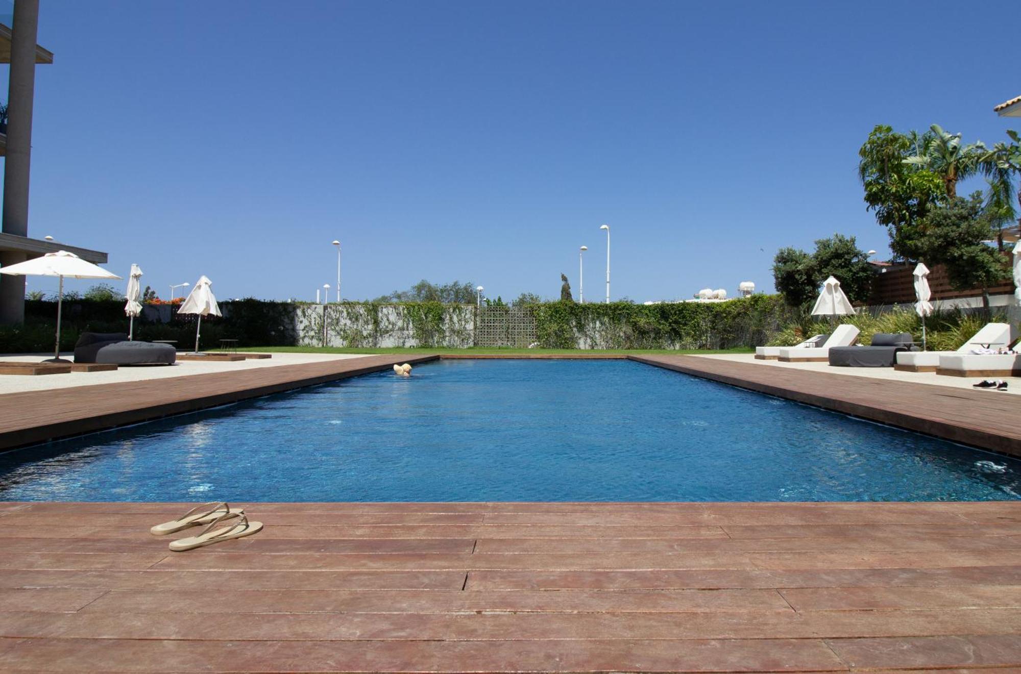 Apartment Luxury 4-bed With Sea-views *