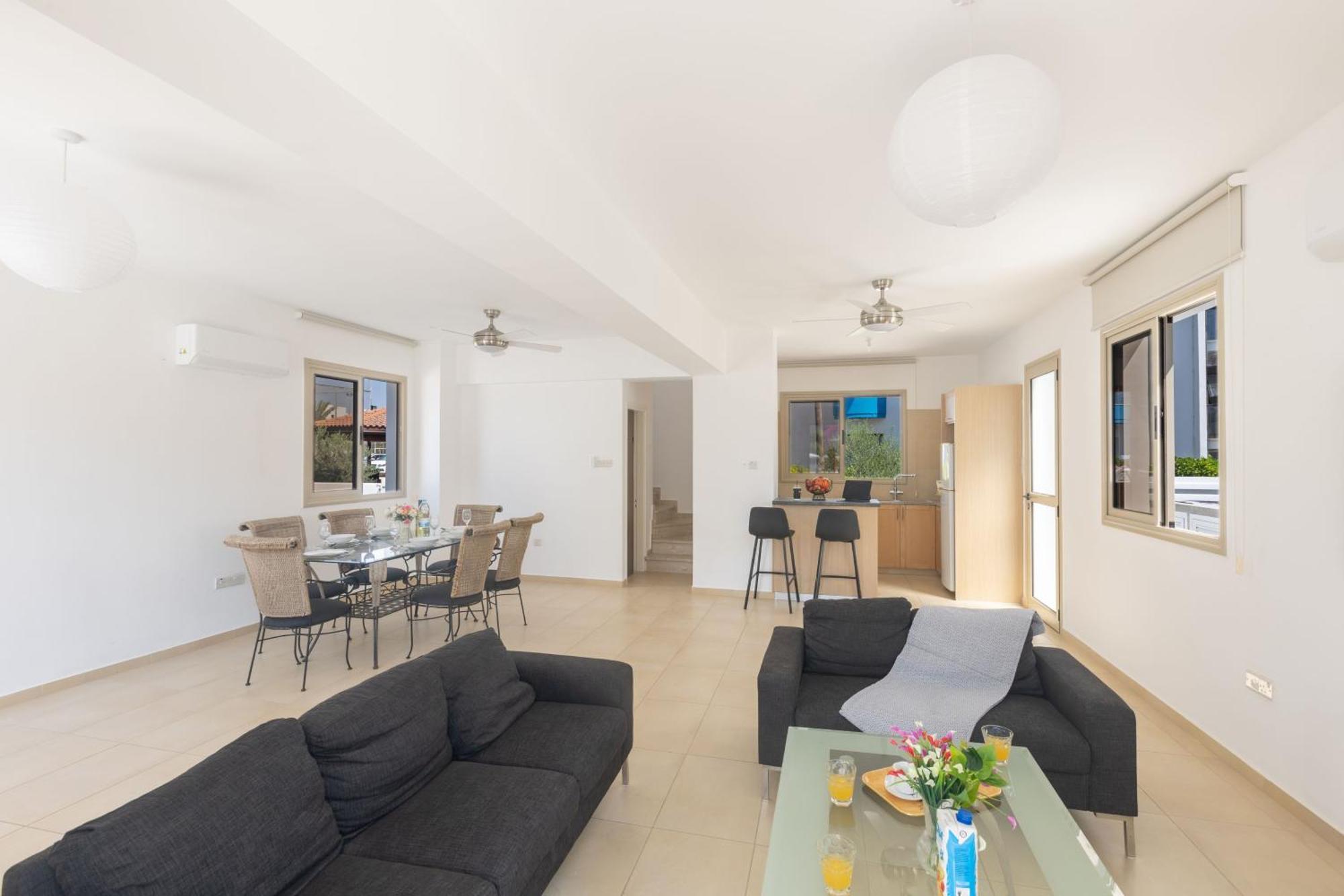 Polyxenia Pol7 Holiday home Protaras