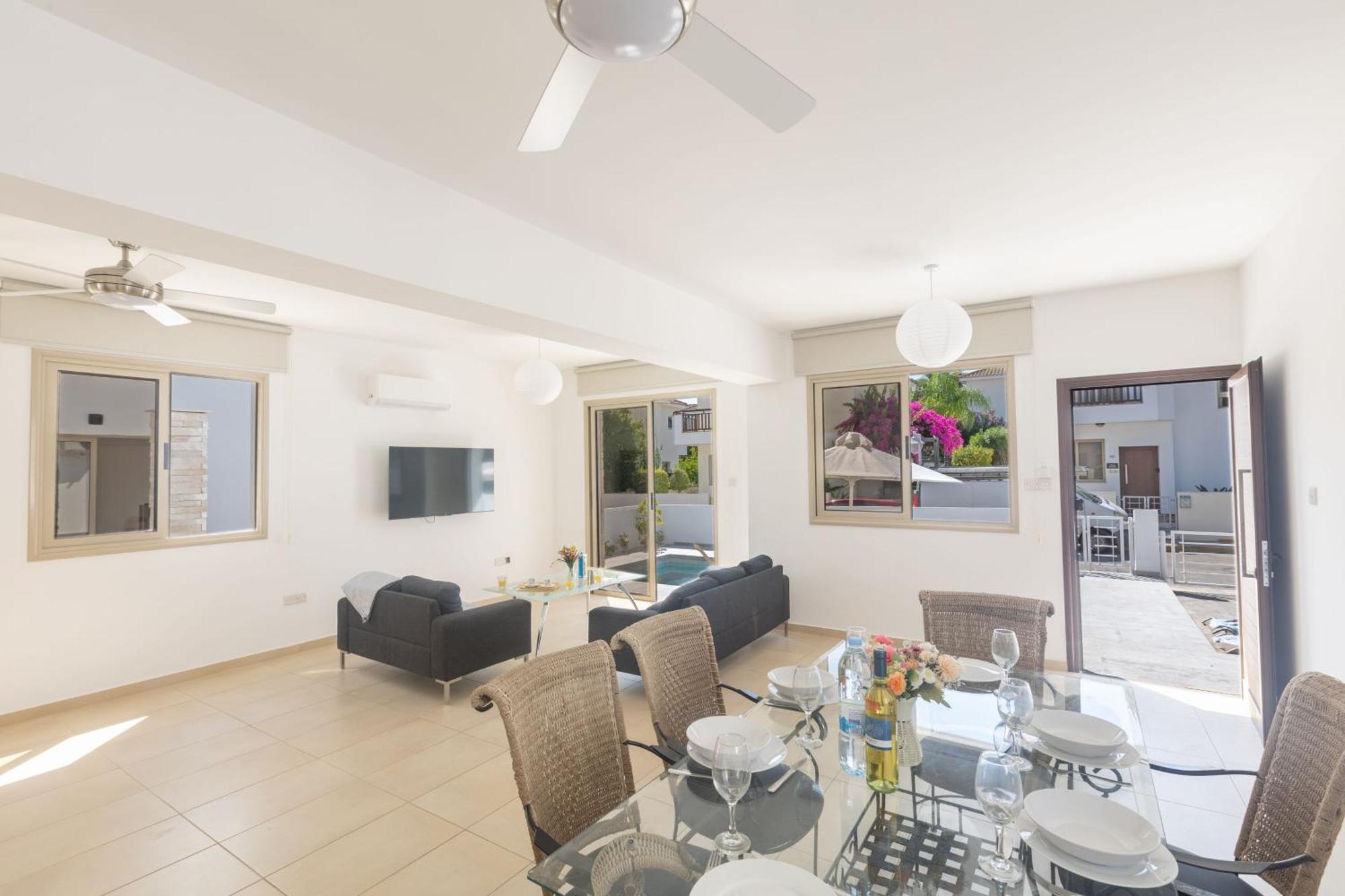 Polyxenia Pol7 Holiday home *
