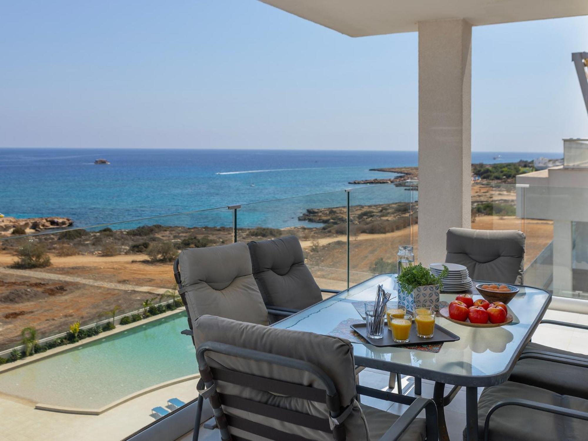 Apartment Emerald Bay Sea-front Penthouse Protaras