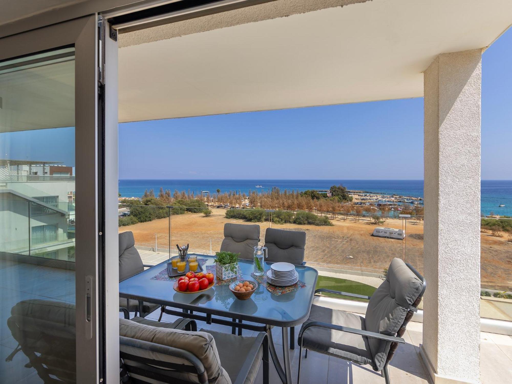 Apartment Emerald Bay Sea-front Penthouse Protaras