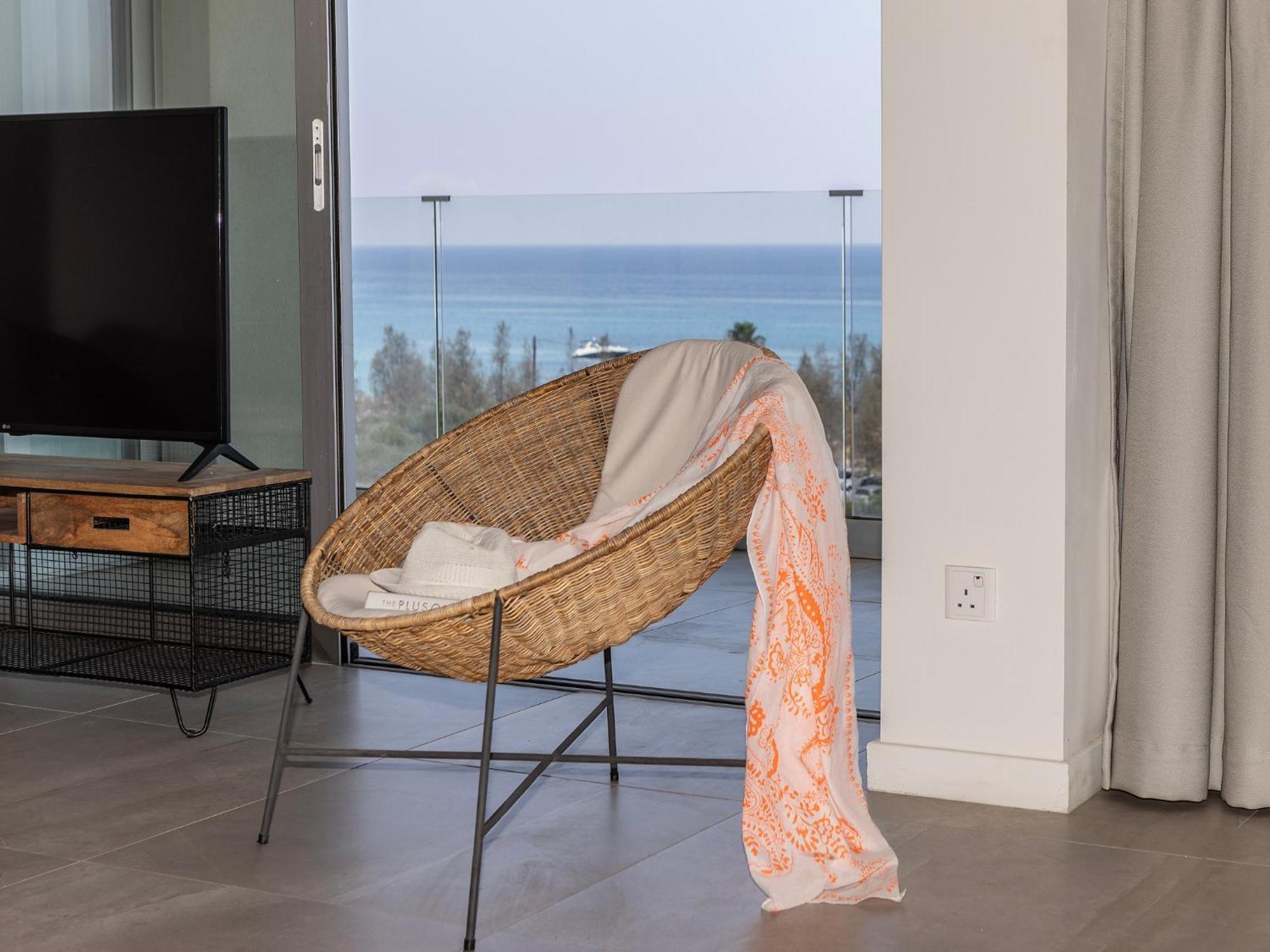 Apartment Emerald Bay Sea-front Penthouse Protaras
