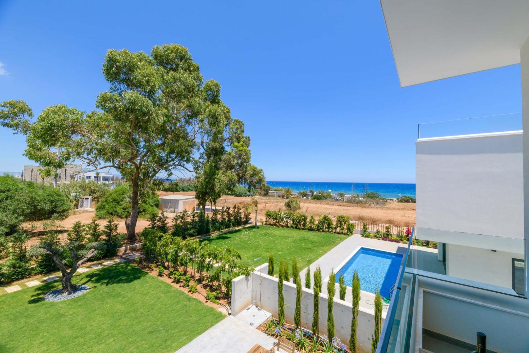 By The - Sea Pearl Villa Protaras