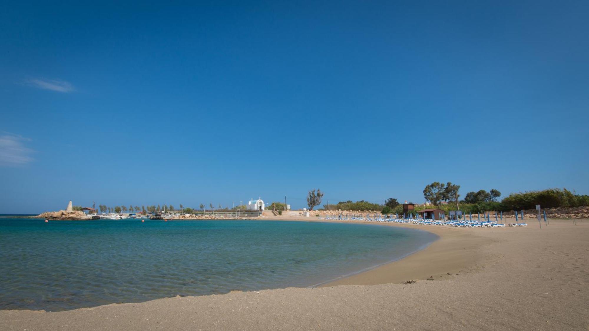 By The - Sea Pearl