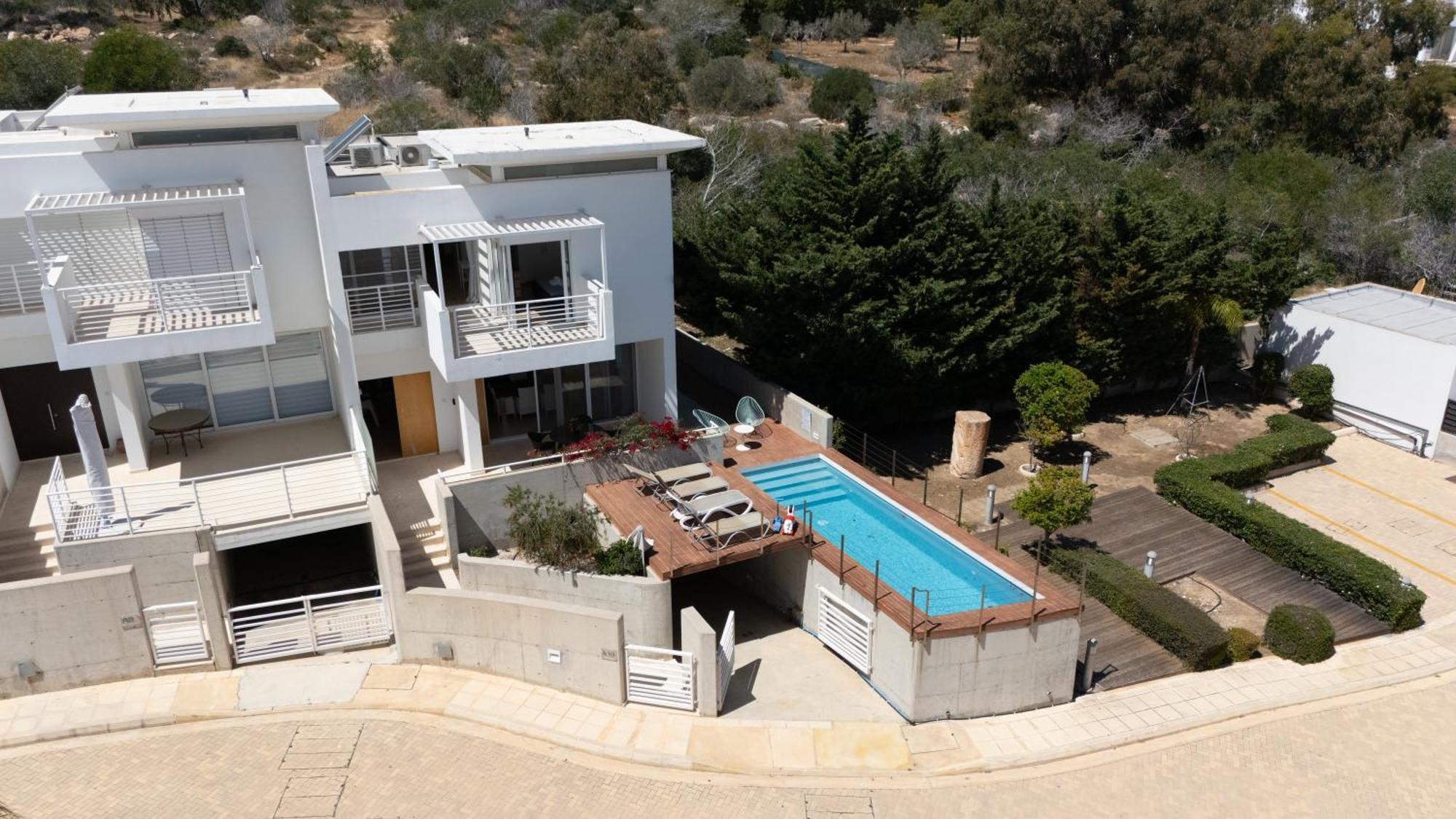 Wealthystays Niceday Hill Villa, 10M Walk To Beach Villa Protaras